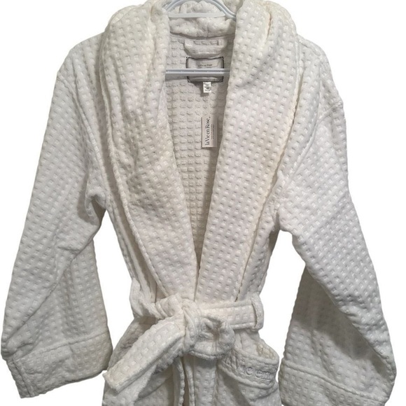 La Vie en Rose Hotel Collection White Waffle Robe NWT - Picture 1 of 5